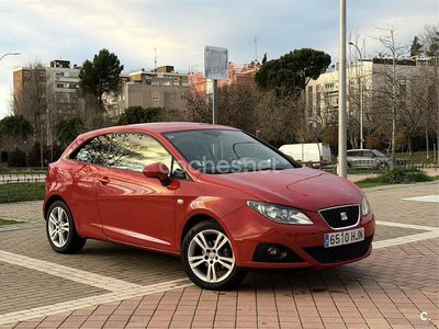 Usado Seat Ibiza SC Copa 105 CV (77 kW) 2012 Rojo Utilitario