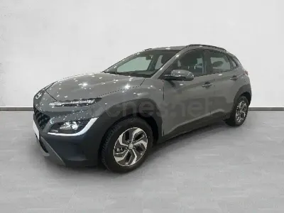 Usado Hyundai Kona 141 CV (103 kW) 2021 Gris / plata SUV