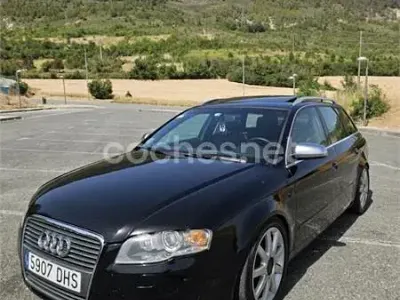 Usado Audi A4 130 CV (95 kW) 2005 Negro Familiar