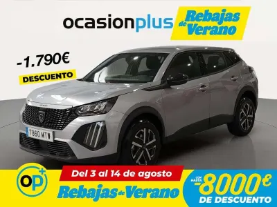 Usado Peugeot 2008 Active 102 CV (75 kW) 2024 Gris SUV
