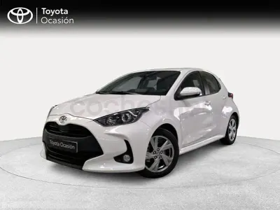 Usado Toyota Yaris Hybrid Active 116 CV (85 kW) 2025 Blanco Berlina