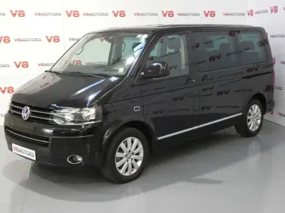 Usado VW Multivan Highline 179 CV (131 kW) 2013 Negro Monovolumen