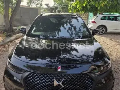 Usado DS Automobiles DS7 Crossback Grand Chic 180 CV (132 kW) 2020 Negro SUV