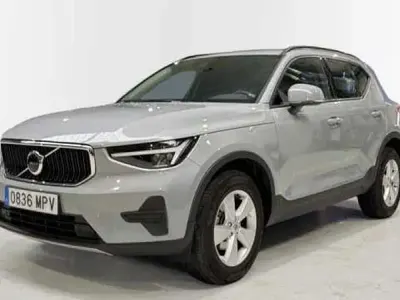 Usado Volvo XC40 2024 Gris SUV