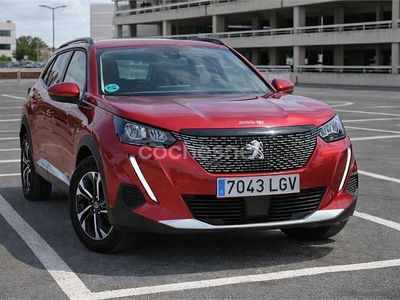 Usado Peugeot 2008 Allure 110 CV (80 kW) 2020 Rojo SUV