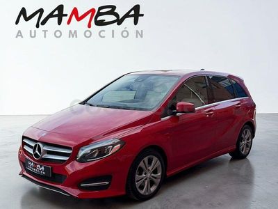 Usado Mercedes B180 109 CV (80 kW) 2015 Rojo Monovolumen