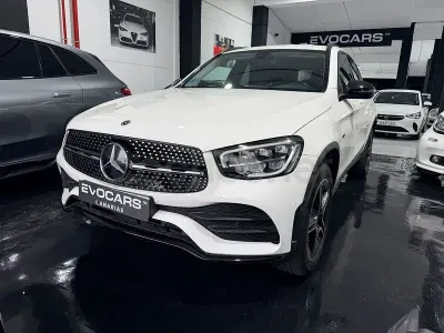 Usado Mercedes GLC300e 306 CV (225 kW) 2021 Gris / plata SUV