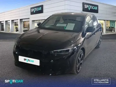 Usado Opel Corsa 110 CV (80 kW) 2025 Negro Utilitario
