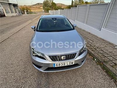 Usado Seat Leon ST XCELLENCE 150 CV (110 kW) 2020 Gris / plata Familiar