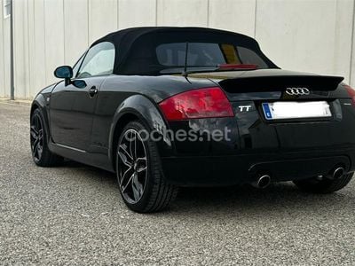 Usado Audi TT Roadster 225 CV (165 kW) 2000 Negro Descapotable