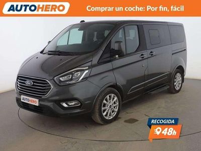Usado Ford Tourneo Titanium 131 CV (96 kW) 2022 Gris Monovolumen