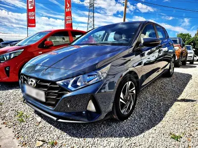 Käytetty Hyundai i20 84 HP (61 kW) 2022 Harmaa Viistoperä
