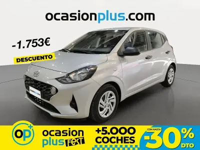 Usado Hyundai i10 67 CV (49 kW) 2022 Gris / plata Utilitario