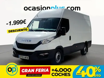 Usado Iveco Daily 136 CV (100 kW) 2019 Blanco Berlina