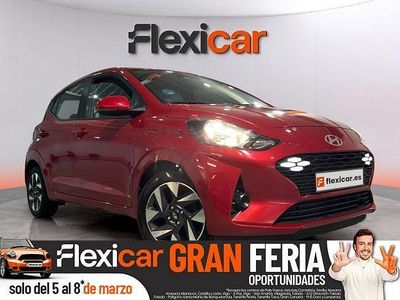 Usado Hyundai i10 67 CV (49 kW) 2023 Rojo Utilitario