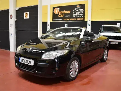 Usado Renault Mégane Cabriolet 110 CV (80 kW) 2013 Negro Descapotable