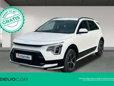 Usado Kia Niro 131 CV (96 kW) 2025 Blanco SUV
