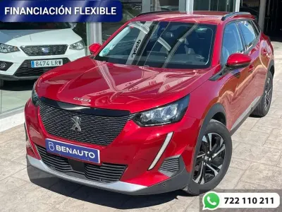 Usado Peugeot 2008 Allure 131 CV (96 kW) 2019 Rojo SUV
