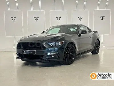 Usado Ford Mustang Fastback 314 CV (230 kW) 2016 Verde Coupe