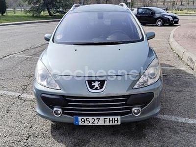 Usado Peugeot 307 110 CV (80 kW) 2006 Verde Familiar