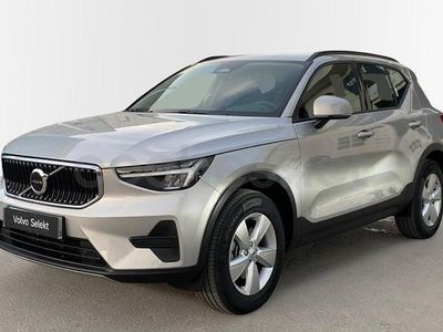 Gris / plata Usado 2025 Volvo XC40 SUV | 32.500 €