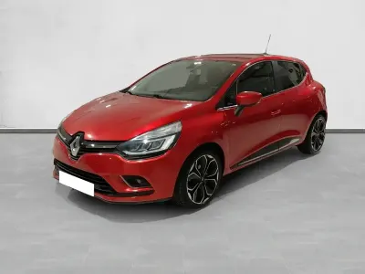 Usado Renault Clio IV Zen 90 CV (66 kW) 2019 Rojo Berlina
