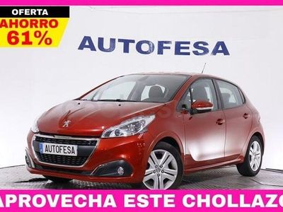 Usado Peugeot 208 Signature Sky 82 CV (60 kW) 2019 Burdeos Utilitario