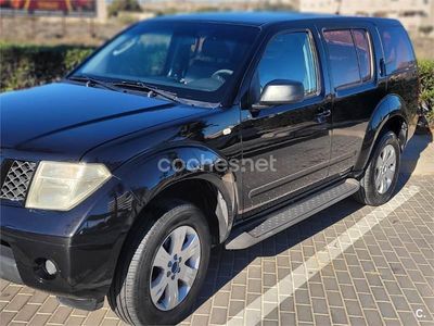 Usado Nissan Pathfinder XE 174 CV (127 kW) 2006 Negro SUV