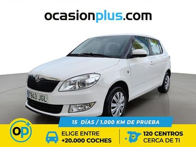 Usado Skoda Fabia Ambition 75 CV (55 kW) 2015 Blanco Utilitario