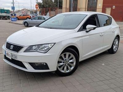 Usado Seat Leon Style 110 CV (80 kW) 2019 Blanco Utilitario
