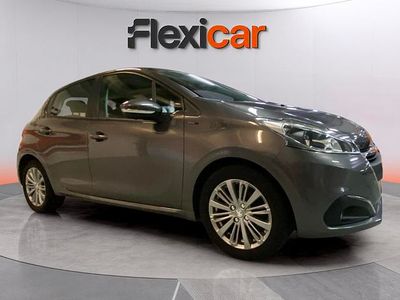 Usado Peugeot 208 GT-line 110 CV (80 kW) 2019 Gris Utilitario
