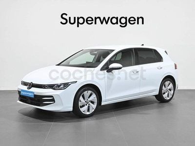 Usado VW Golf VIII 116 CV (85 kW) 2025 Blanco Berlina