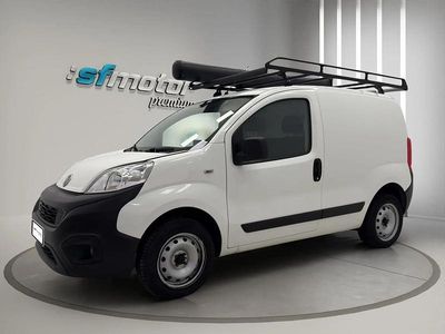 Używany Fiat Fiorino 77 KM (56 kW) 2020 Biały Minivan