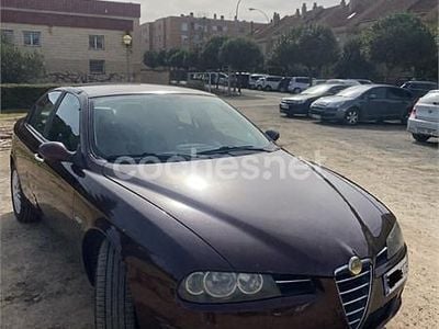 Usado Alfa Romeo 156 Distinctive 115 CV (84 kW) 2004 Granate Berlina