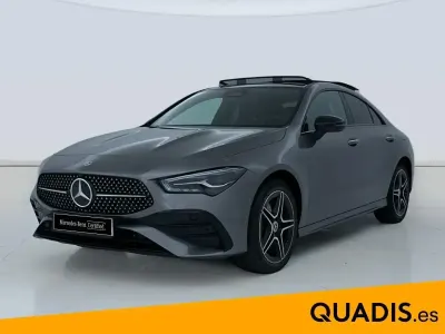 Usado Mercedes CLA250e 218 CV (160 kW) 2025 Gris / plata Berlina