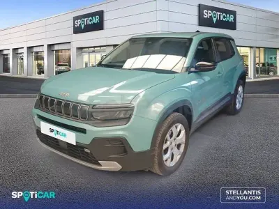 Usado Jeep Avenger Altitude 100 CV (73 kW) 2024 Azul SUV