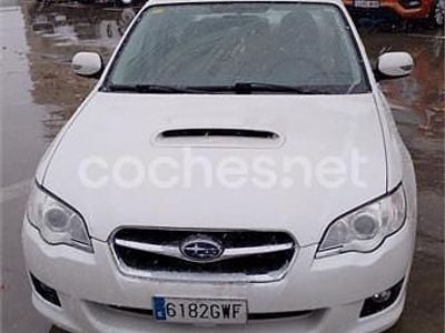Blanco Usado 2010 Subaru Legacy Berlina | 2500 €