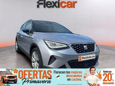 Usado Seat Arona Xperience 110 CV (80 kW) 2022 Gris SUV