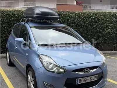 Usado Hyundai ix20 Comfort 77 CV (56 kW) 2011 Azul Utilitario