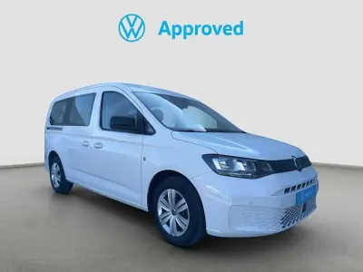 Usado VW Caddy Maxi 102 CV (75 kW) 2025 Blanco Monovolumen