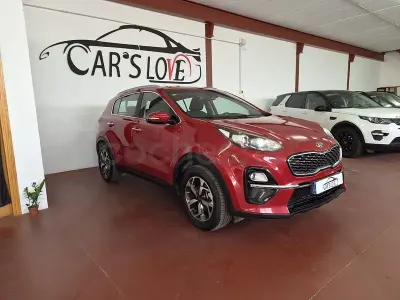 Usado Kia Sportage 115 CV (84 kW) 2020 Granate SUV
