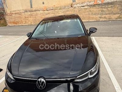 Usado VW Golf VIII Life 115 CV (84 kW) 2020 Negro Berlina