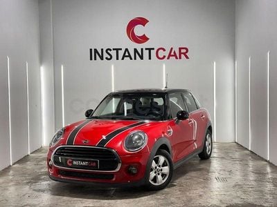 Usado Mini ONE 102 CV (75 kW) 2019 Rojo Utilitario