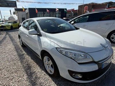 Usado Renault Mégane Bose Edition 110 CV (80 kW) 2013 Blanco Berlina