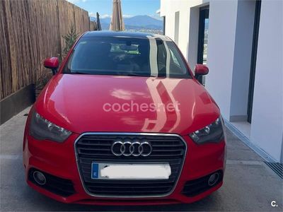 Usado Audi A1 Attraction 105 CV (77 kW) 2011 Rojo Utilitario