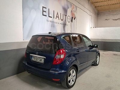Usado Mercedes A150 Avantgarde 95 CV (69 kW) 2009 Azul Monovolumen