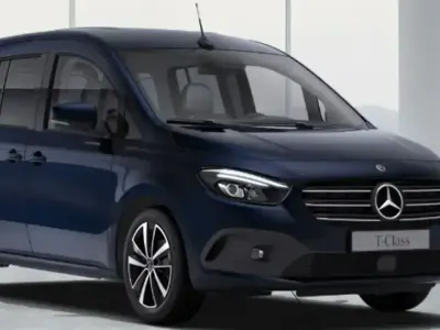 Uusi Mercedes T180 115 HP (84 kW) 2025 Sininen Tila-auto