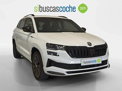 Usado Skoda Karoq SportLine 150 CV (110 kW) 2023 Gris/plata SUV