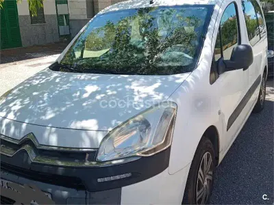 Usado Citroën Berlingo Tonic 75 CV (55 kW) 2013 Blanco Monovolumen