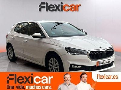 Blanco Usado 2024 Skoda Fabia Selection Berlina | 15.990 € (Precio justo)